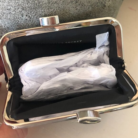 ANGEL FOREVER VICTORIA'S SECRET BEAUTIFUL BLK/SILVER COIN PURSE NEW IN BOX - Picture 6 of 7